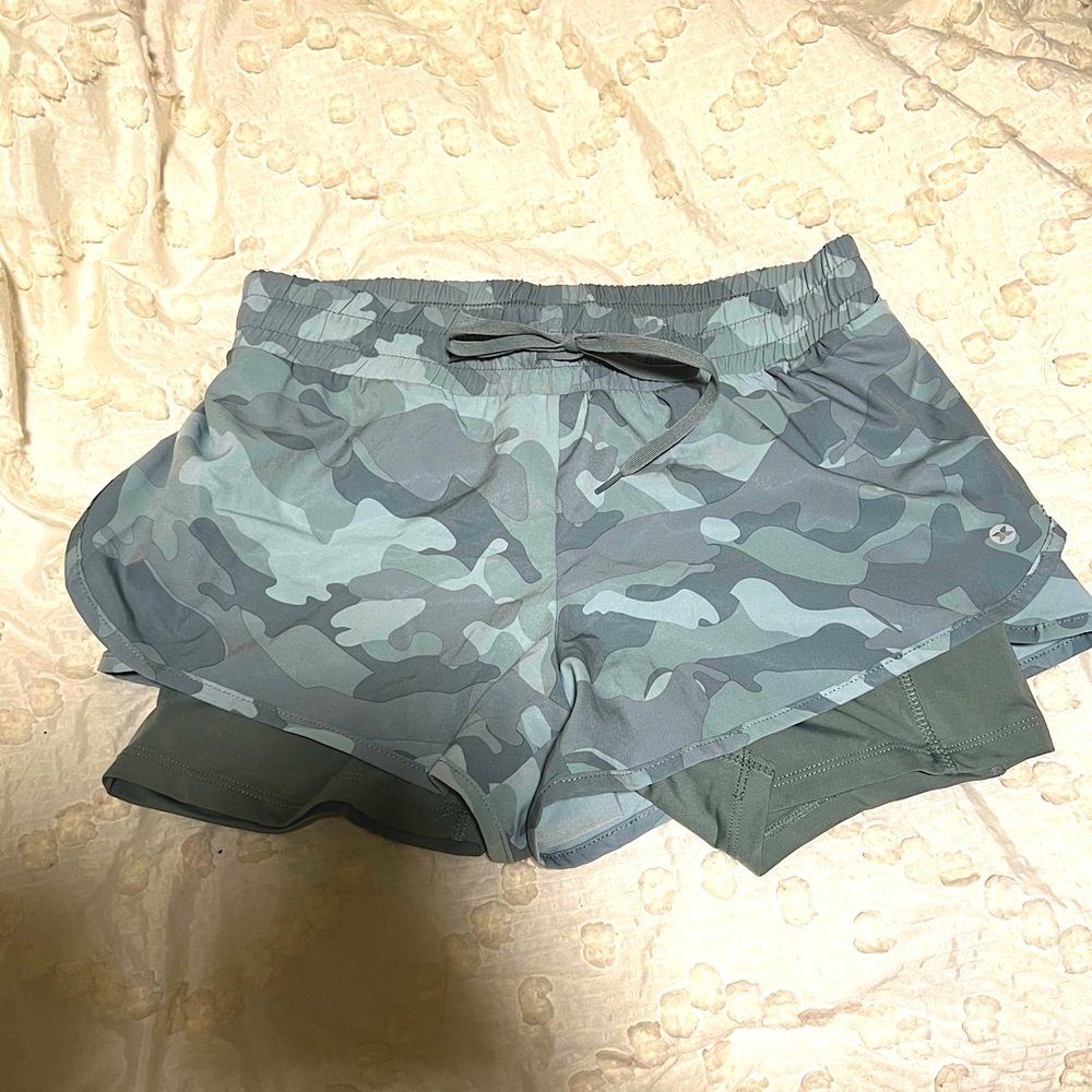 rbx camo athletic shorts